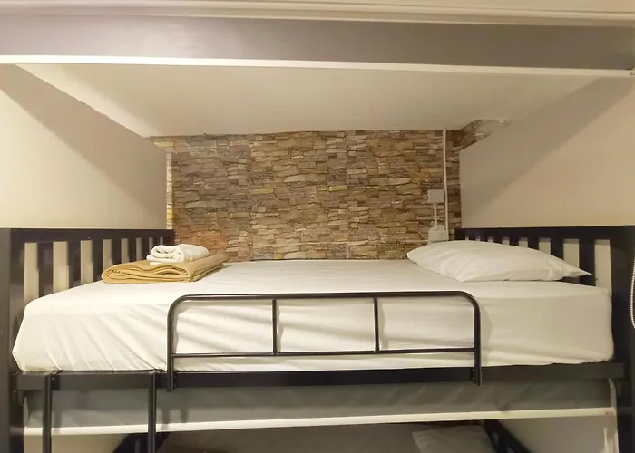 Cozy Rooms Asoke